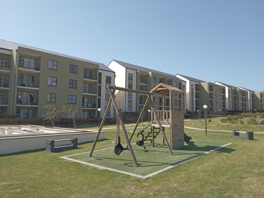 To Let 1 Bedroom Property for Rent in Admirals Park Western Cape
